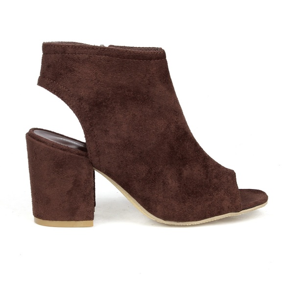 Lilard-01 Chunky Heel Women's Pee Toe Booties - Picture 2 of 3